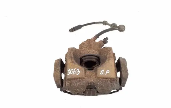 BMW 1 E82 E88 Front brake caliper 6776528