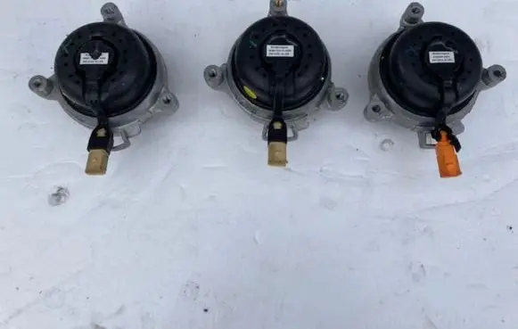 Audi Q8 Engine mount vacuum valve 4M0399201E