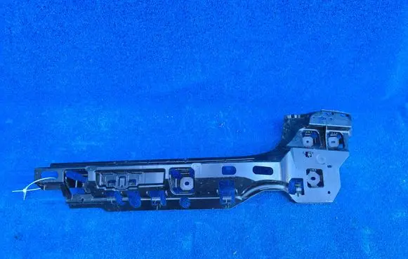 BMW 3 G20 G21 Rear bumper mounting bracket 5A1BF92