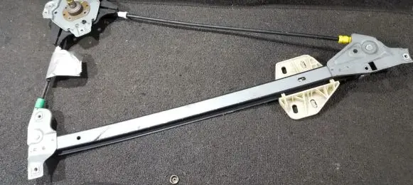 Renault Espace III Front door window regulator with motor 