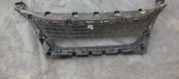 Peugeot 3008 II Front grill 9815317777