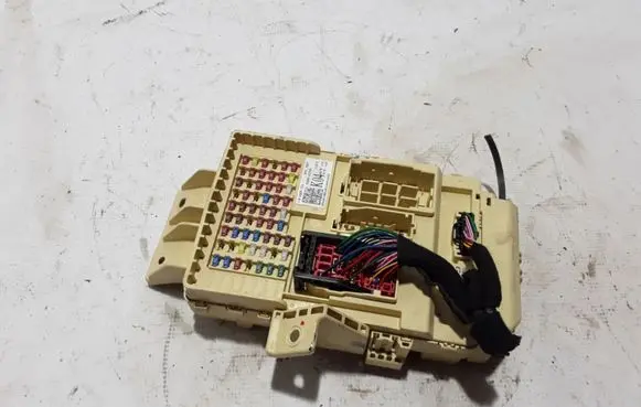 KIA Niro Fuse module 91950AT040