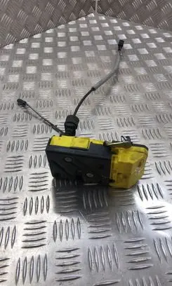 Volvo S60 Front door lock 30699747