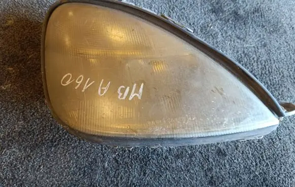 Mercedes-Benz A W168 Headlight/headlamp A1688200261 0301152202