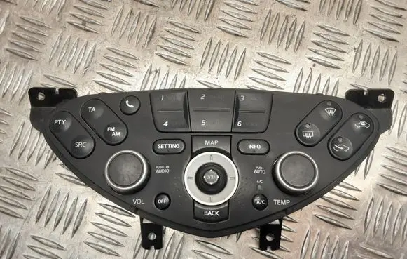 Nissan Primera Climate control unit 28395AV621