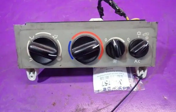 Renault Kangoo I Climate control unit
