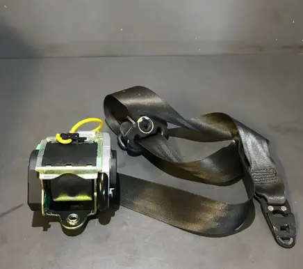 Volkswagen Touareg I Front seatbelt 560981601 040324