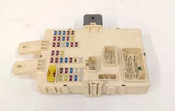 KIA Sportage Fuse module 919503W040