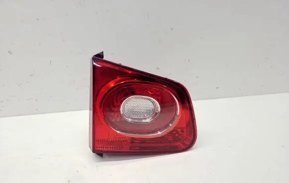 Volkswagen Tiguan Tailgate rear/tail lights 5N0945093C 166245