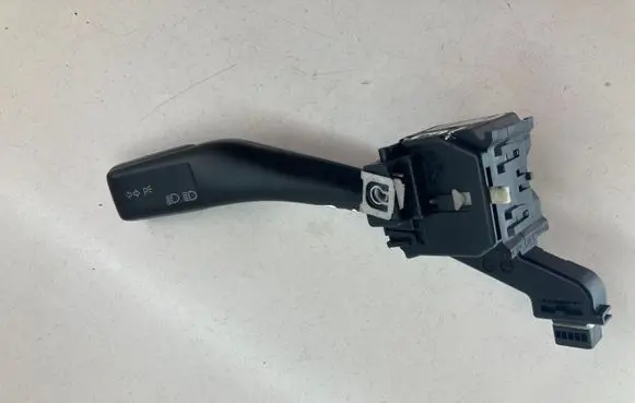 Volkswagen Golf V Indicator stalk