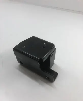 Audi Q5 SQ5 Bracket in trunk/boot 8r0813384G