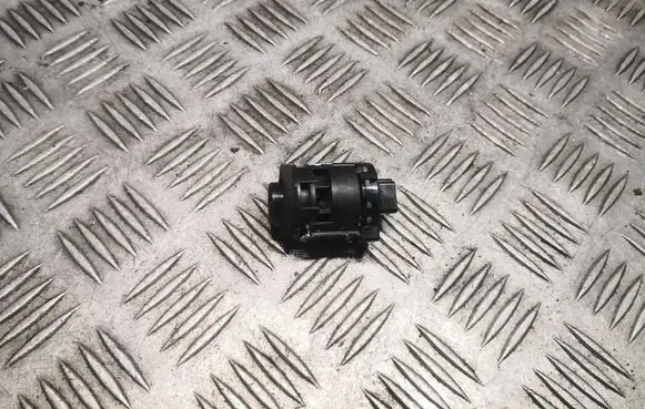 Mercedes-Benz E W211 Oil temperature sensor A2118300272 2118300272