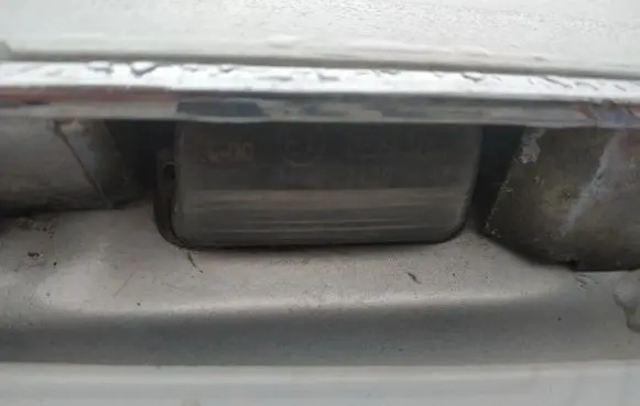 Citroen C5 Number plate light