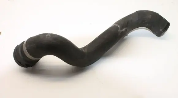 Mercedes-Benz S W220 Engine coolant pipe/hose A2205010482