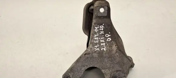 BMW X1 E84 Engine mounting bracket 13807410