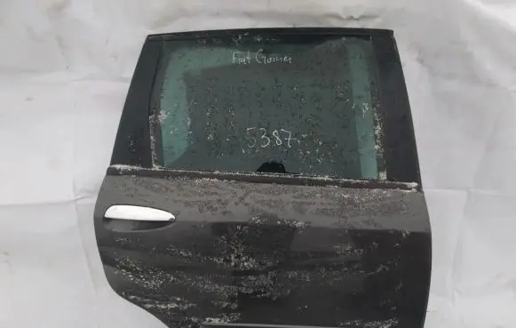 Rear door