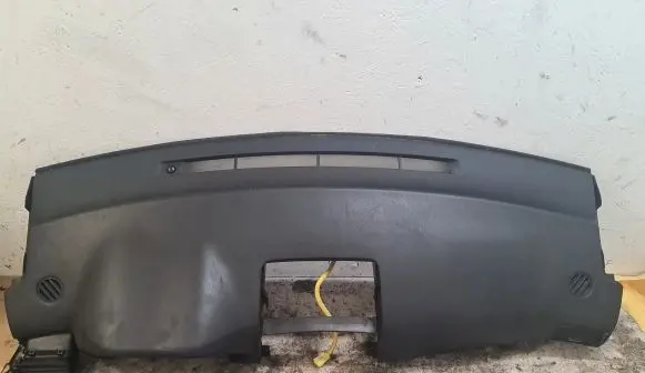 Toyota Avensis T250 Dashboard
