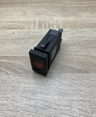 Volkswagen PASSAT B5 Hazard light switch 3B0953235D