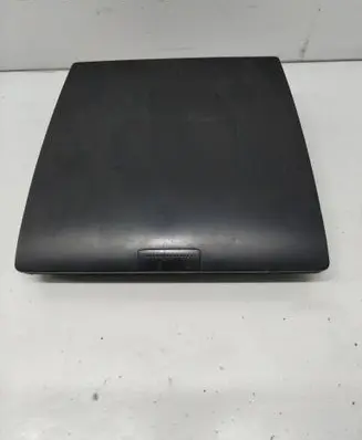 Glove box