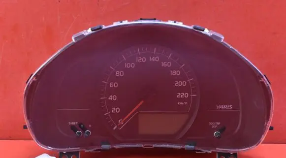 Toyota Yaris Speedometer (instrument cluster) 83800-0D950