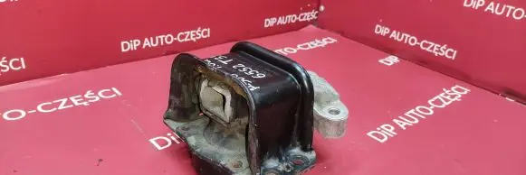 Peugeot 308 Engine mount bracket 9636583980