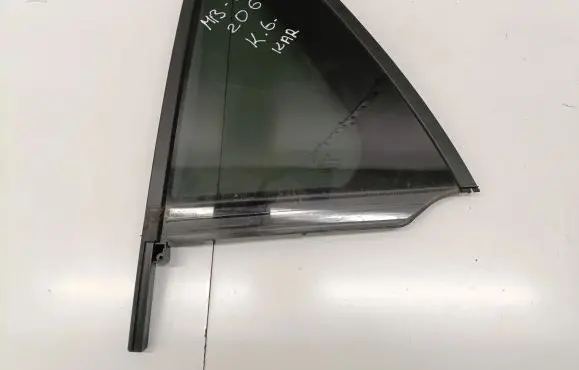 Mercedes-Benz C W206 Rear vent window glass 43R002092