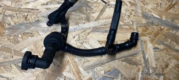 Audi A6 S6 C5 4B Vacuum line/pipe/hose 078133783M