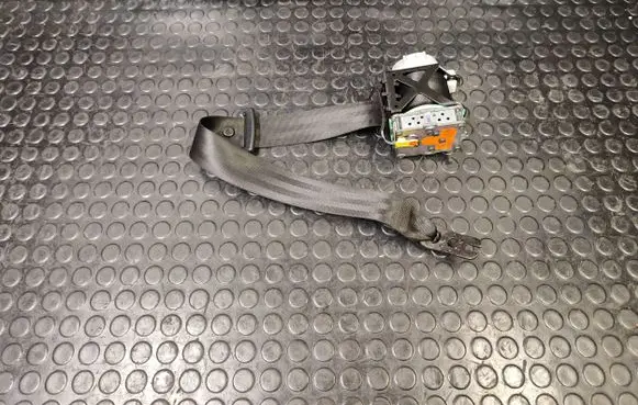 Audi A8 S8 D4 4H Rear seatbelt 4H0857805D