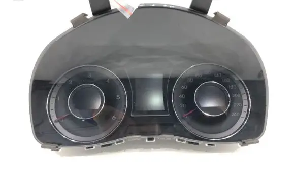 Hyundai i40 Speedometer (instrument cluster) 94001-3Z400