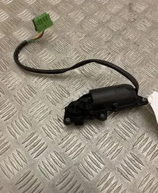 Mercedes-Benz E W213 Curtain motor 9918019422
