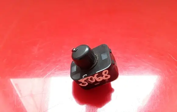 Audi Q7 4L Wing mirror switch 8E0959565A