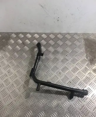 Volkswagen Golf V Engine coolant pipe/hose 038121065CS