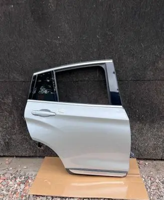 BMW X4 F26 Rear door 