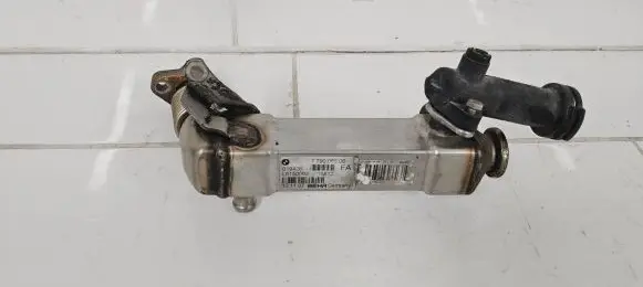 BMW 5 E60 E61 EGR valve cooler 779006506 019426 L6150003