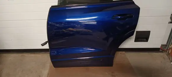 Audi Q8 Rear door