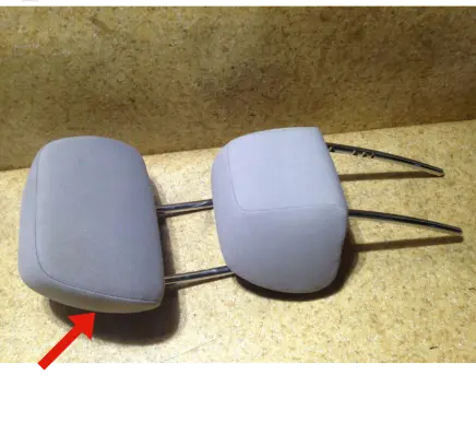 Mercedes-Benz C W204 Rear seat headrest 