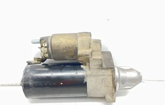 Mercedes-Benz E W211 Starter motor A0061514401