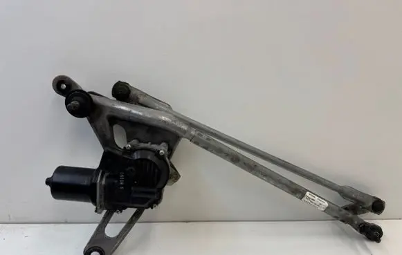 Audi S5 F5 Front wiper linkage and motor 8W6955023C