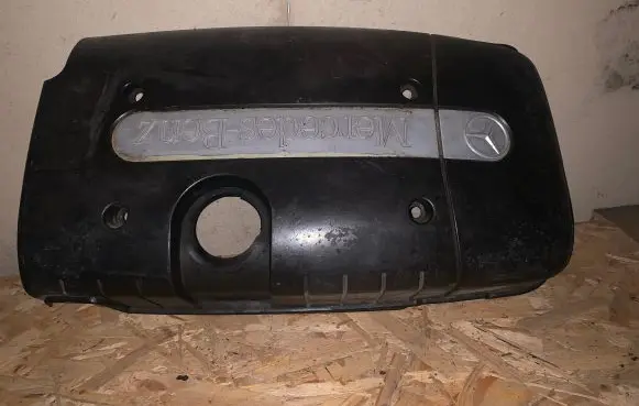 Mercedes-Benz E W210 Engine cover (trim) A6110100364