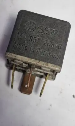 Ford Galaxy Other relay 141951253B