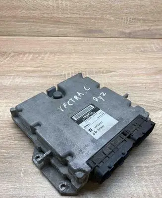 Opel Vectra C Engine control unit/module ECU 8973521856 2758002254 24452707