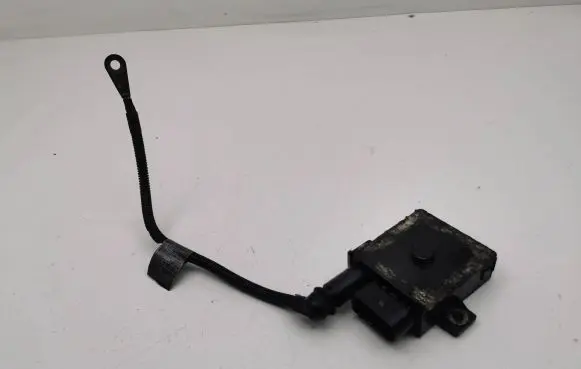 BMW 5 E60 E61 Glow plug pre-heat relay 778923005