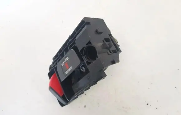 Volvo S40 Seat back rest lock catch 8641849 8613633