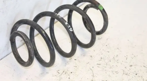 Mercedes-Benz GLA W156 Rear coil spring