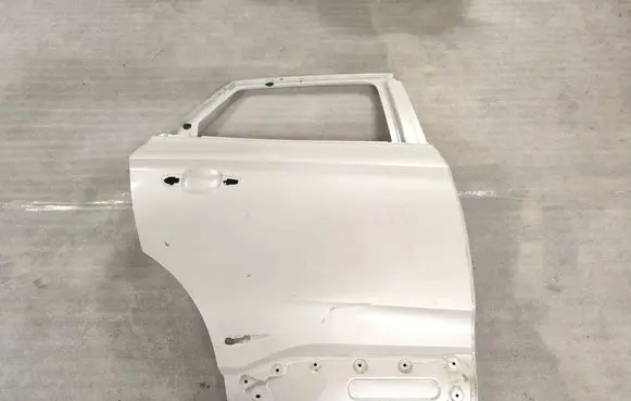Opel Grandland X Rear door