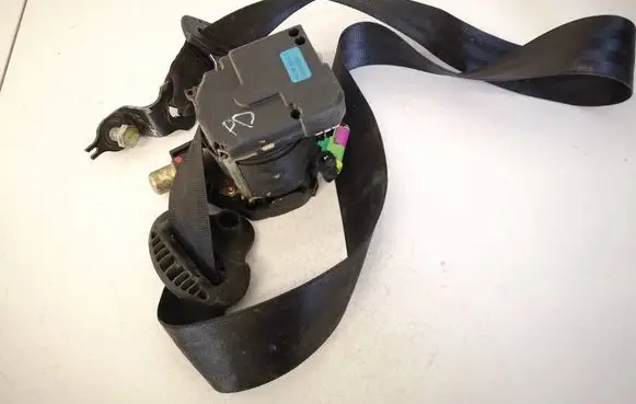 Skoda Fabia Mk1 (6Y) Front seatbelt 6Y0857702B
