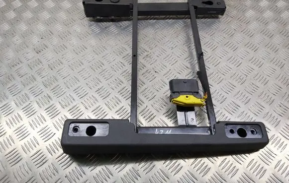 Opel Crossland X Driver seat console base 