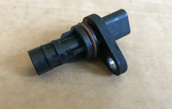 Opel Insignia A Crankshaft position sensor 55571978