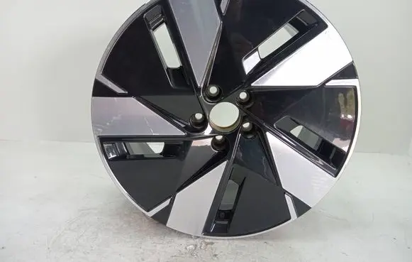 Volvo XC40 R19 alloy rim 32294213
