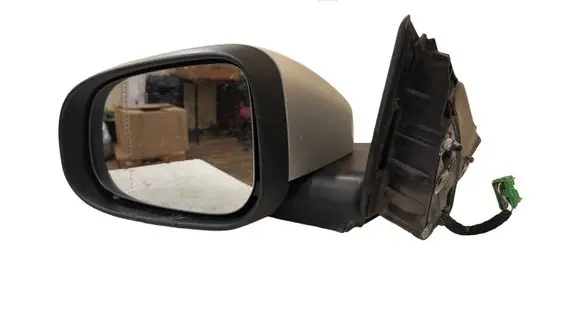 Volvo V70 Front door electric wing mirror 